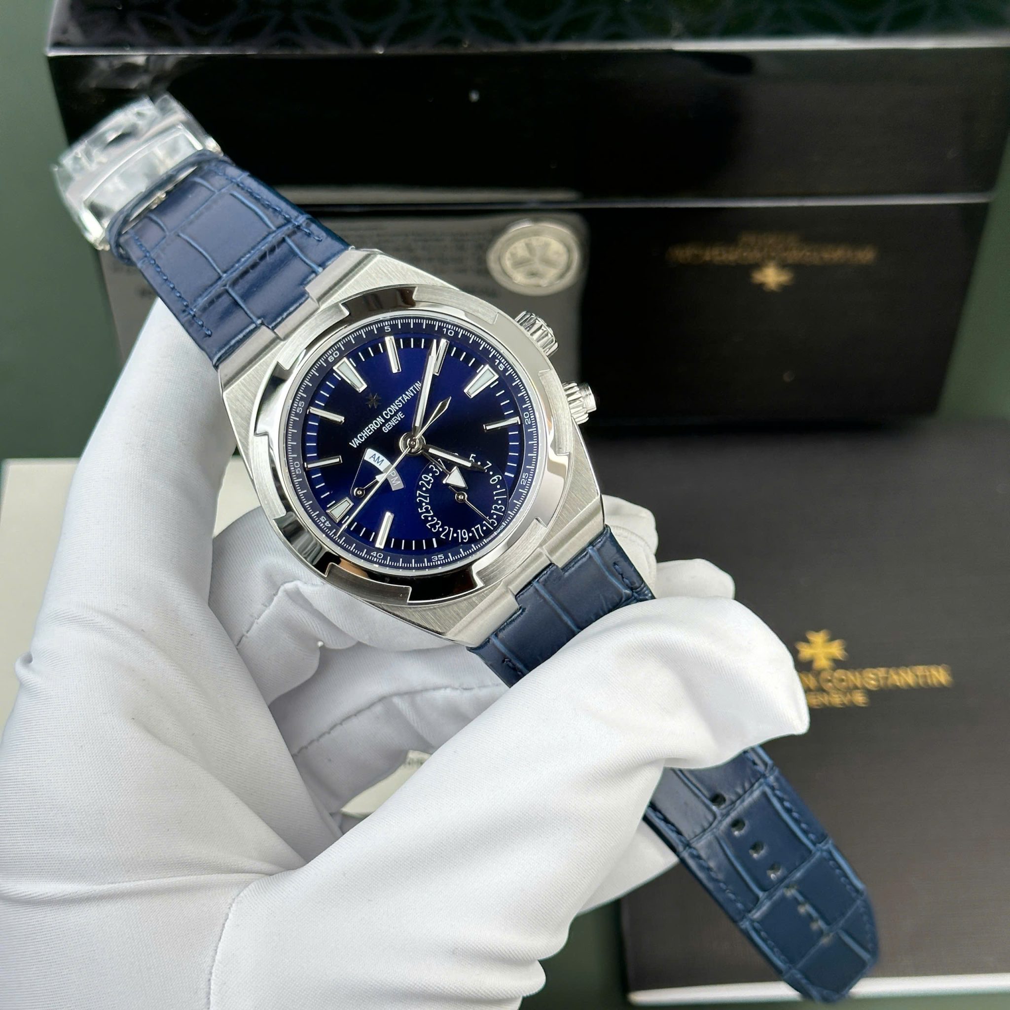 Vacheron Constantin Overseas Dual Time 7900V/110A-B334 Blue Dial Leather Strap Swiss Replica PZF 41mm - Image 2