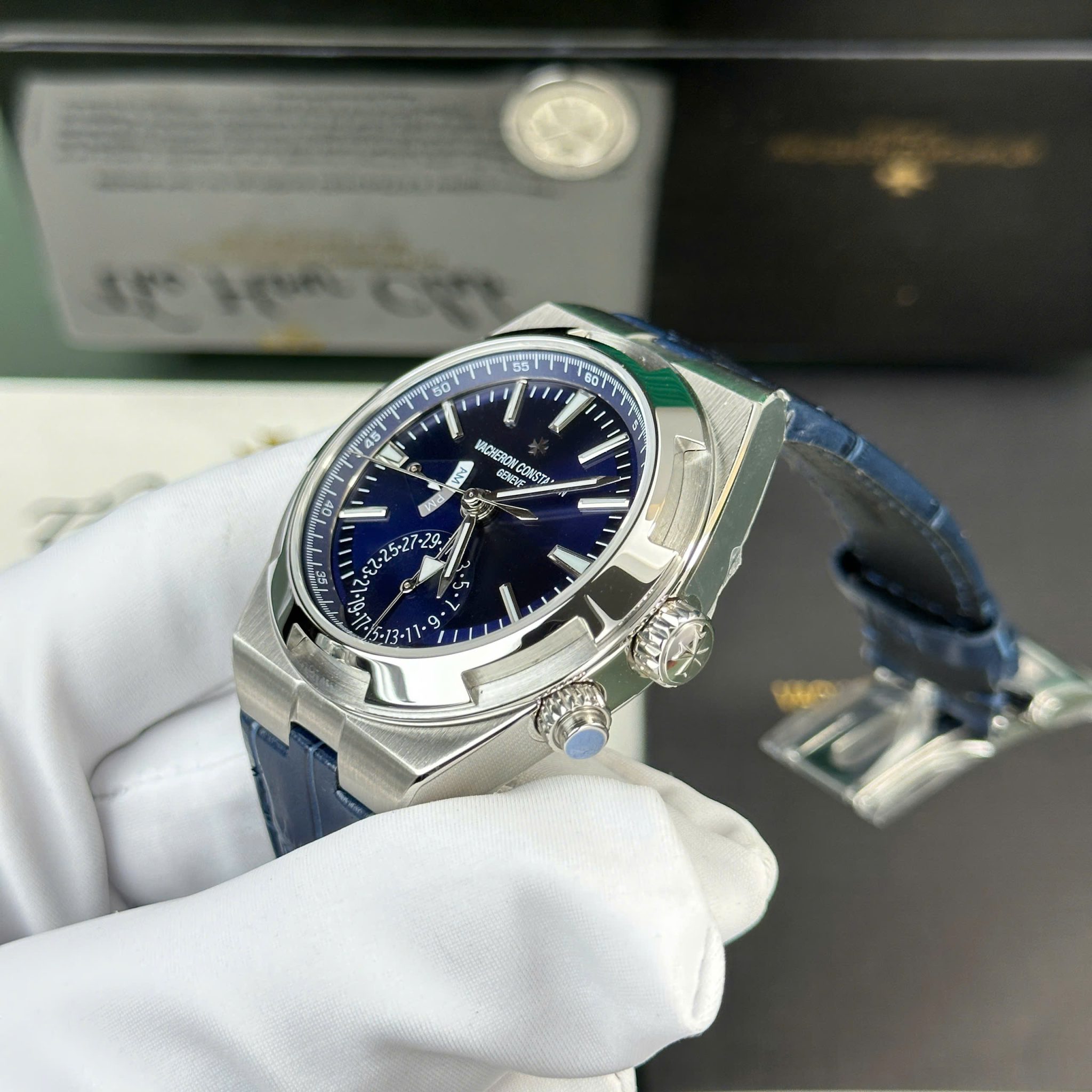 Vacheron Constantin Overseas Dual Time 7900V/110A-B334 Blue Dial Leather Strap Swiss Replica PZF 41mm - Image 5