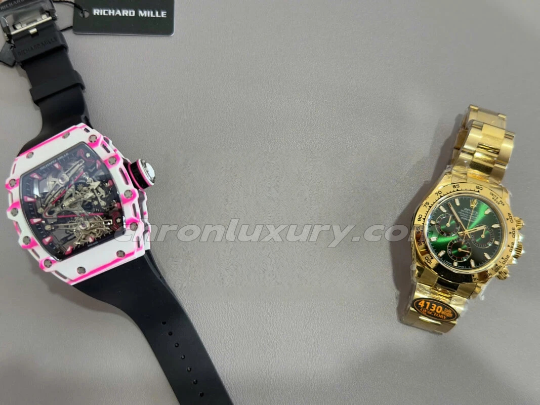 Water-Resistant vs. Non-Water-Resistant Replica Watches
