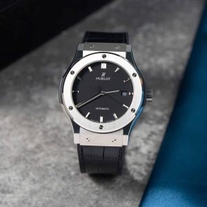 Đồng Hồ Hublot Classic Fusion Titanium Mặt Đen Rep 1:1 Cao Nhất JJF 42mm