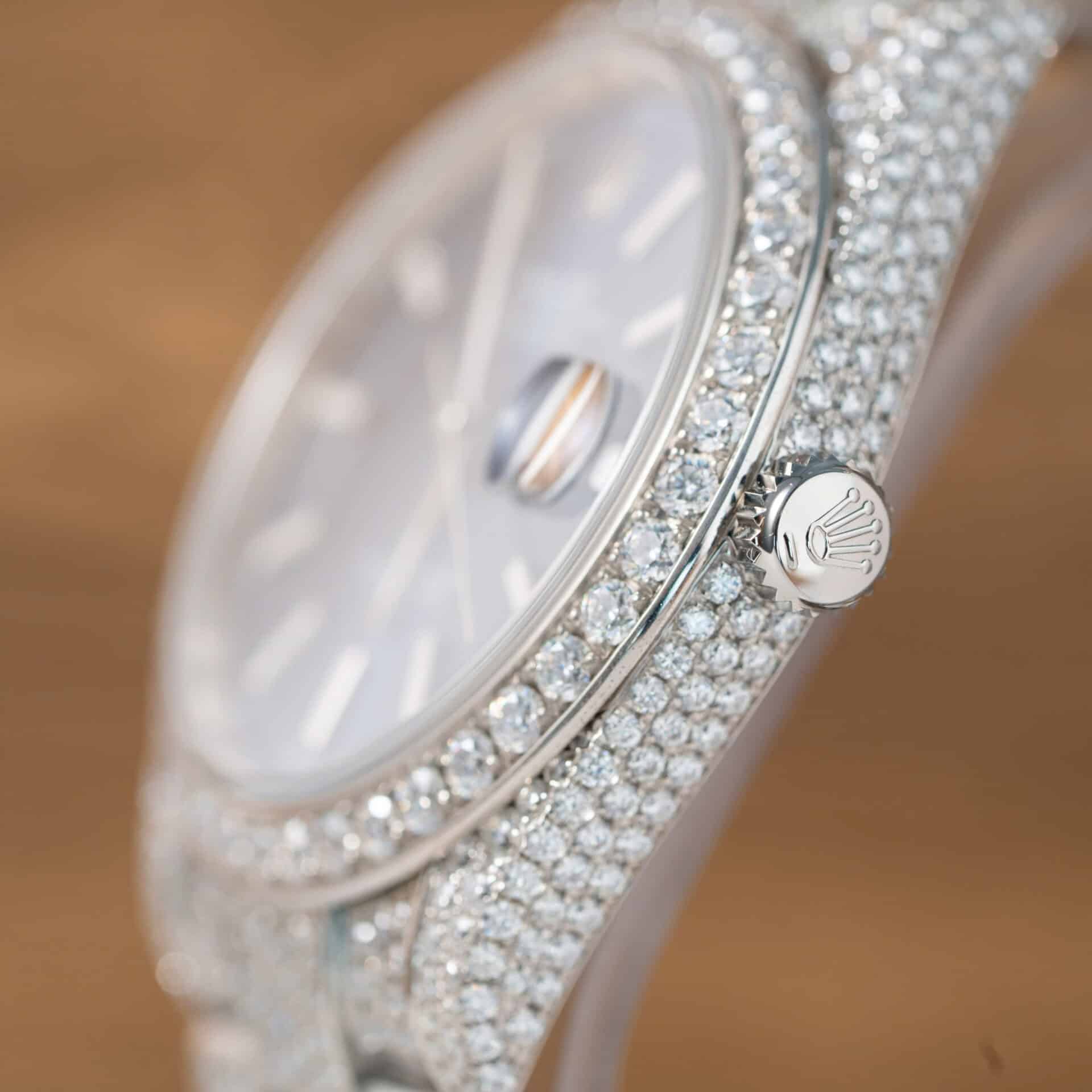 Đồng Hồ Rolex Datejust Mặt Xanh Dương Cọc Dạ Quang Chế Tác Full Moissanite Hong Kong 41mm - Image 9